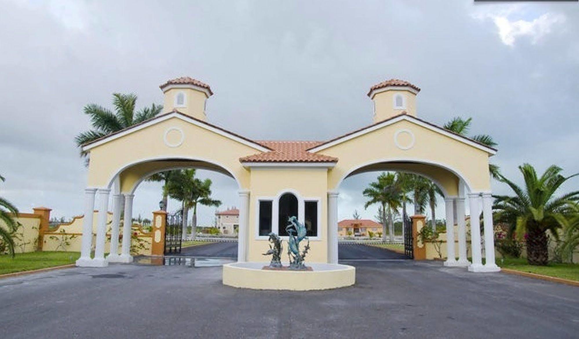 Taste Of Paradise Coral Harbour Extérieur photo